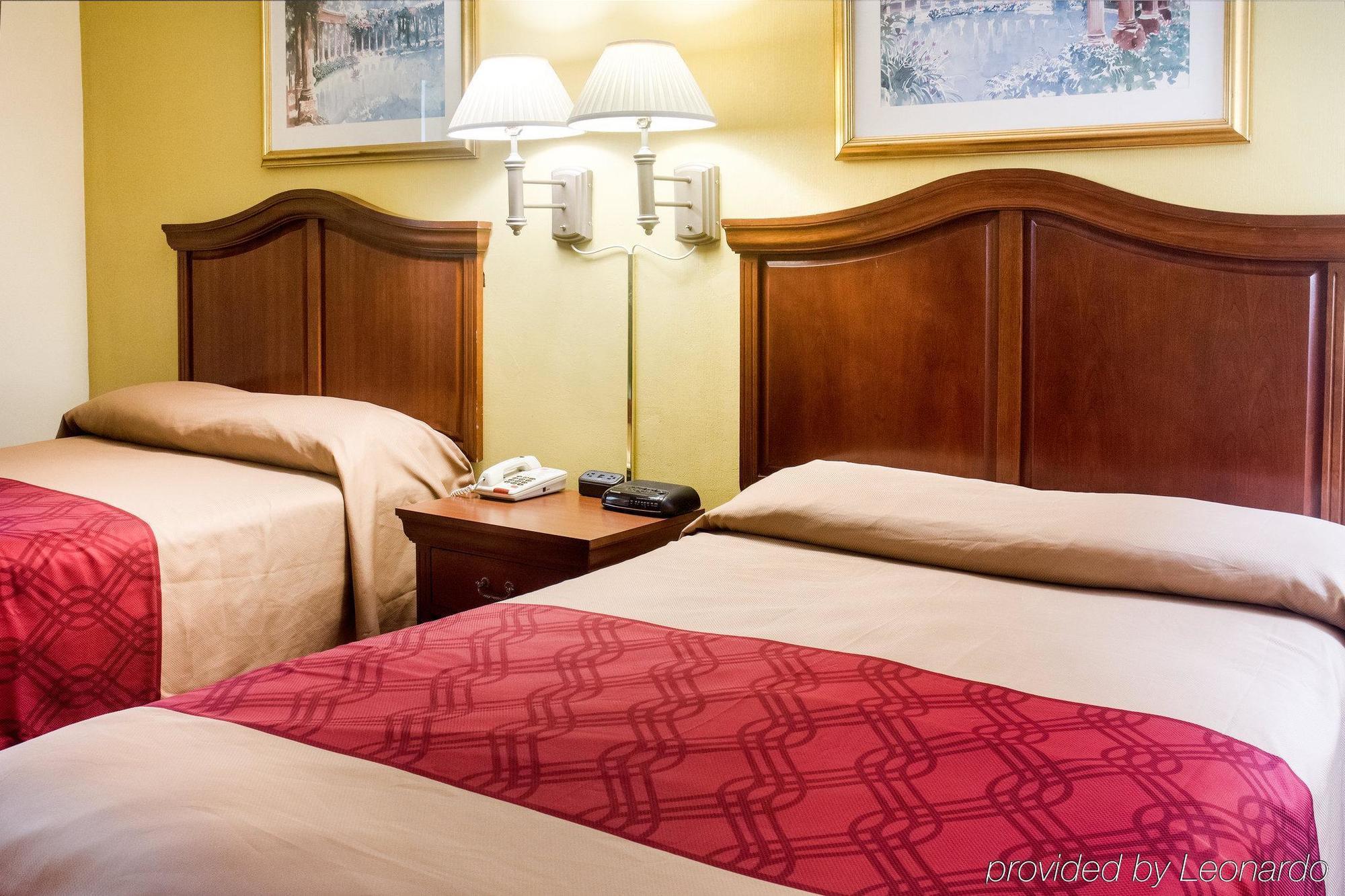 Econo Lodge Chesapeake Route 13 And I-464 Екстер'єр фото